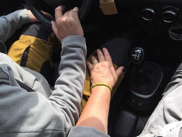 Перерывы и физические упражнения во время вождения